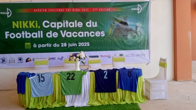 TROISIEME EDITION DU BARUTEM CHALLENGE CUP NIKKI 2025: Les équipes en lice reçoivent leurs maillots