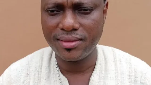 Le Prince SAKA ZIMÉ Yarou Abdel Kader, financier de formation répondra désormais au titre de Zimé N'gobi Néganzi à la cour impériale de Nikki .