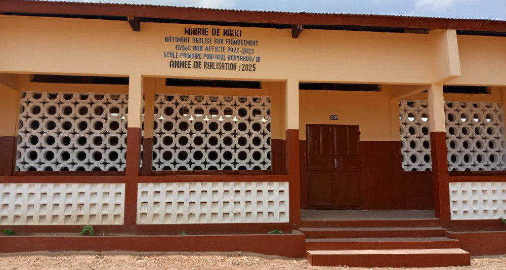 La mairie de Nikki dote l'École Primaire Publique de Bouyakou/B d'une nouvelle infrastructure éducative .