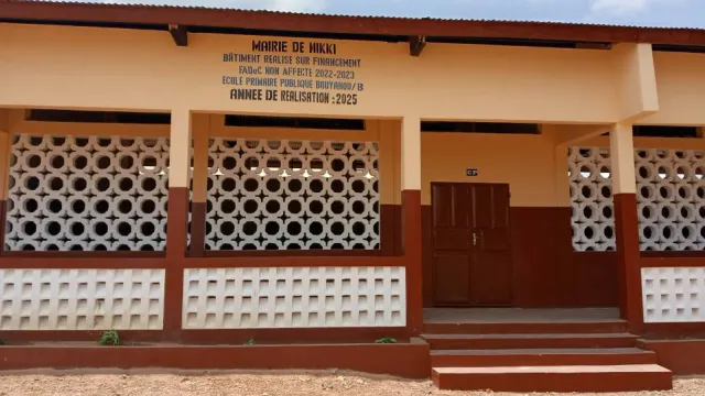 La mairie de Nikki dote l'École Primaire Publique de Bouyakou/B d'une nouvelle infrastructure éducative .