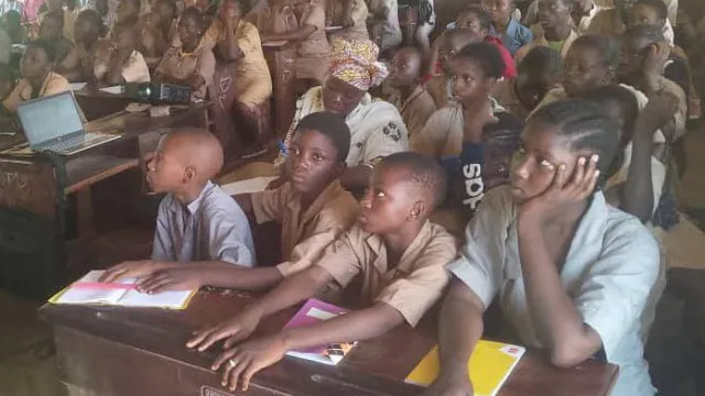 L'ABéGIEF outille les élèves du CEG1 NIKKI sur la lutte contre le terrorisme et l'extrémisme violent.