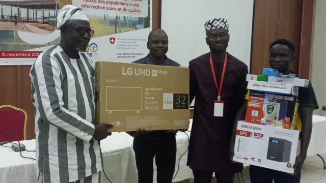 Encore du renfort pour le parc à équipements pour la Radio SU TII DERA